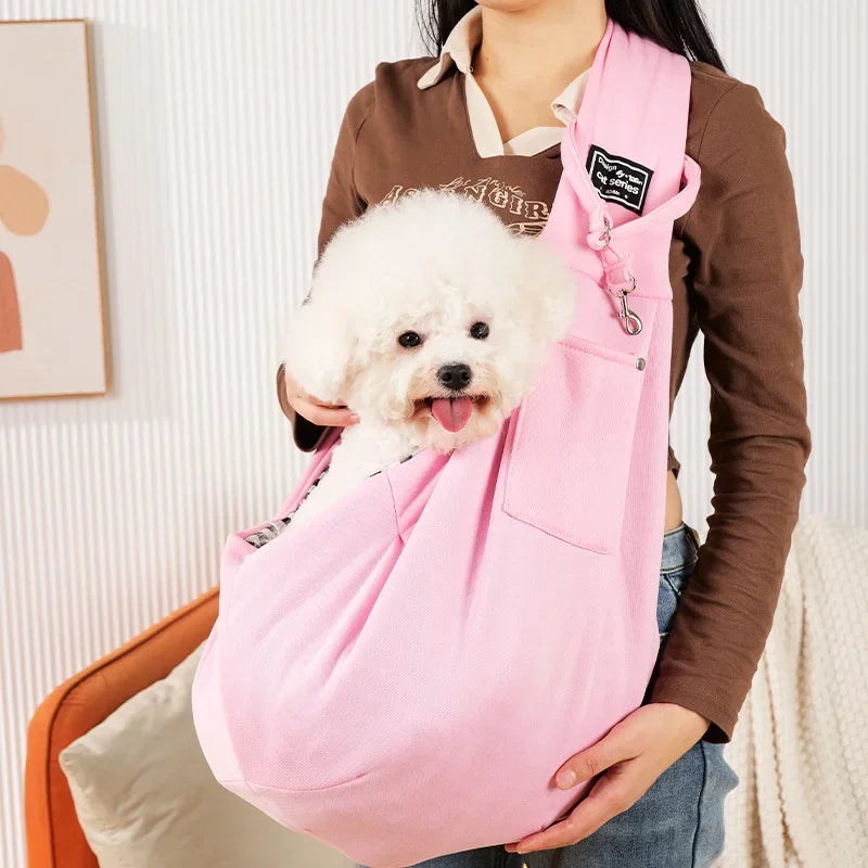 Sac pour chien Baladou™- cHOIX bandoulière offre un cocon rassurant pour votre animal.